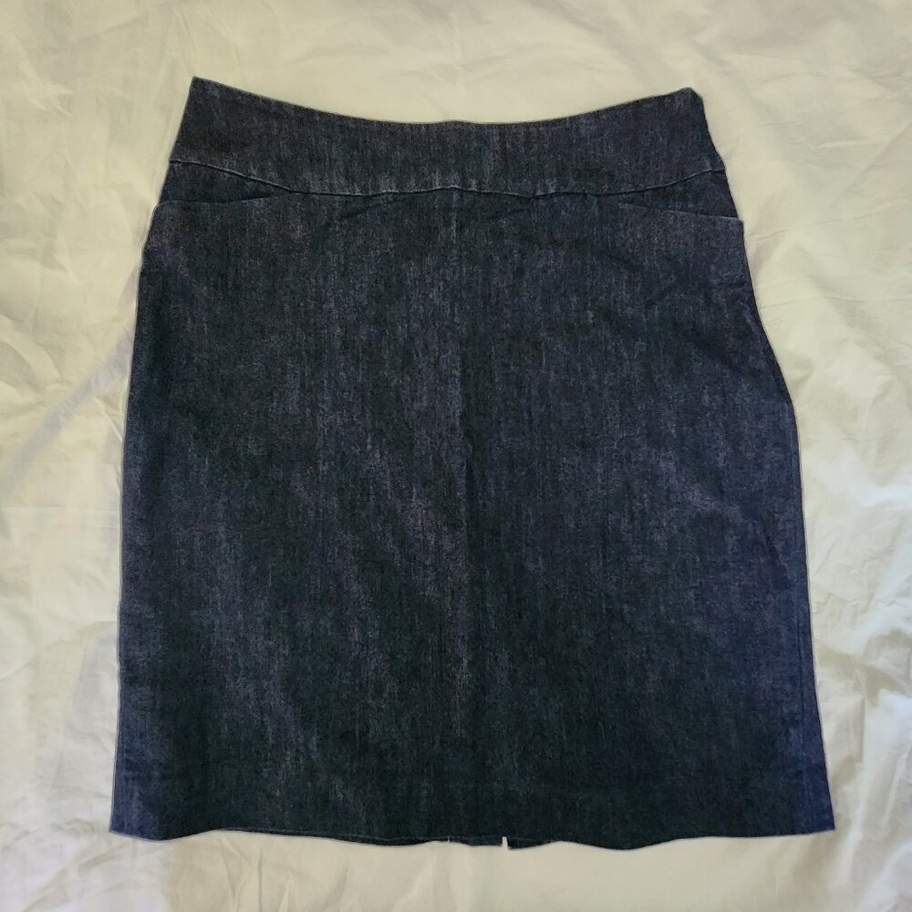 Halogen (Nordstrom) versatile denim pencil skirt size 8
